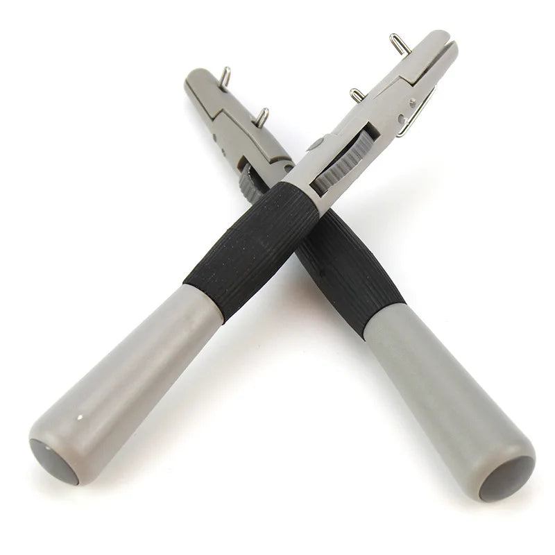 Manual Hook Knotter Tool – Fast & Secure Knot Tying Aid