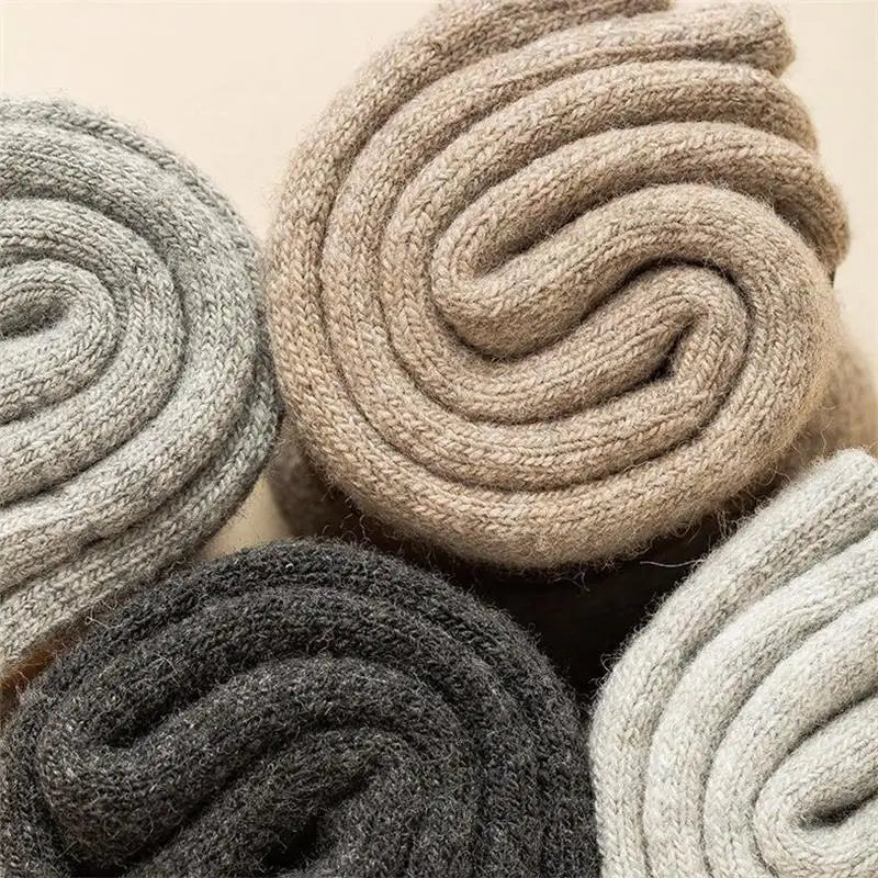 2 Pairs Merino Wool Socks – Thick Mid-Leg Winter Socks for Men