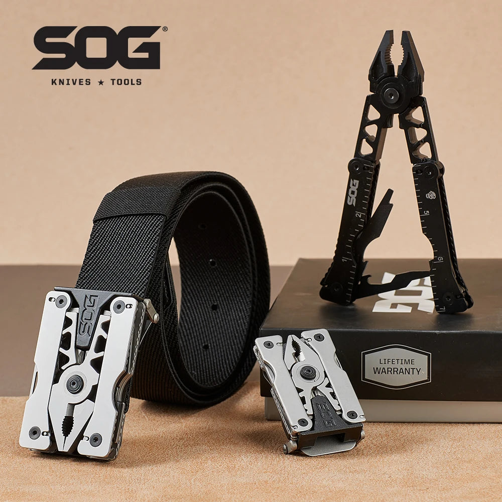 Traveller EDC Belt Buckle Multitool with Knife & 12 Functions
