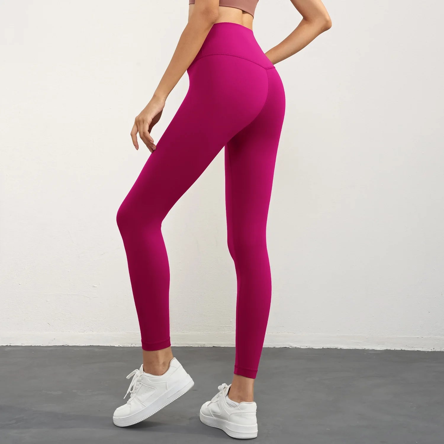 Women’s High-Waist Yoga Leggings – Seamless with Back Pocket