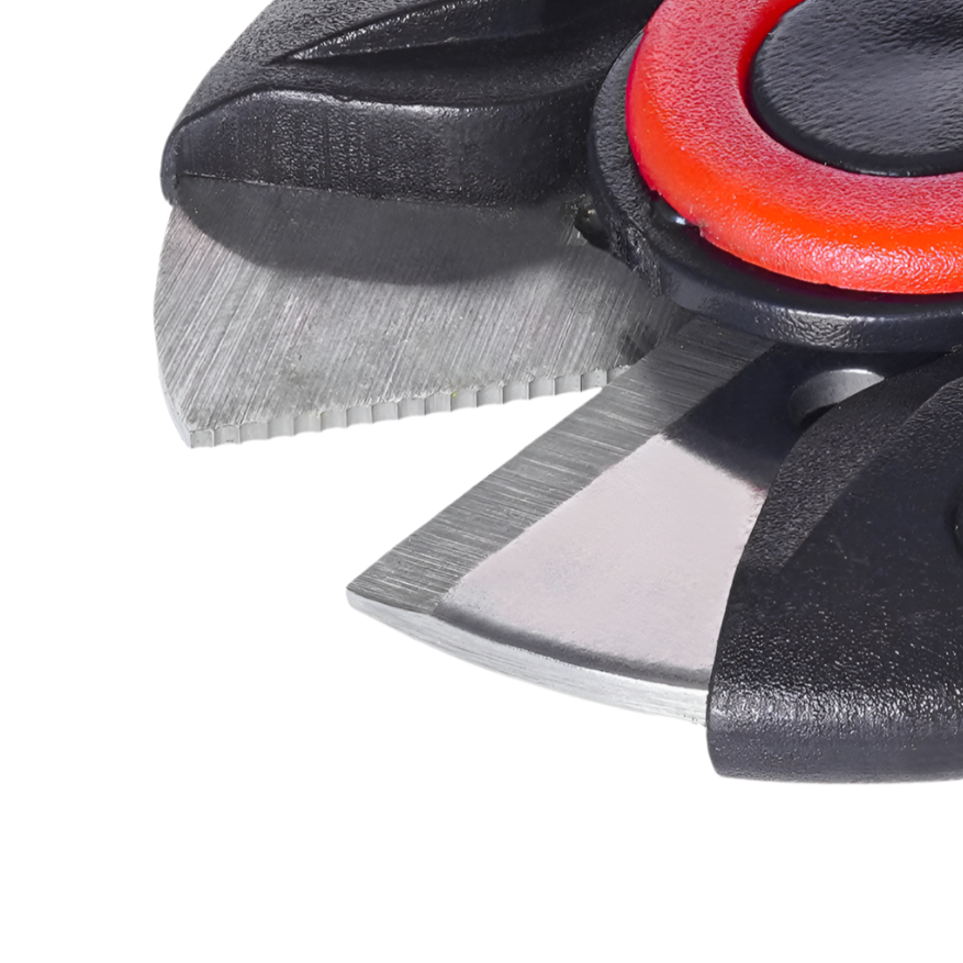 Sharp blade detail of fishing braid cutting scissors