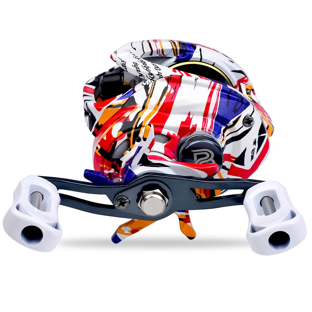 Ultra light baitcasting reel 7.2:1 gear ratio with magnetic brake and 8kg drag, colourful random design for freshwater fishing.