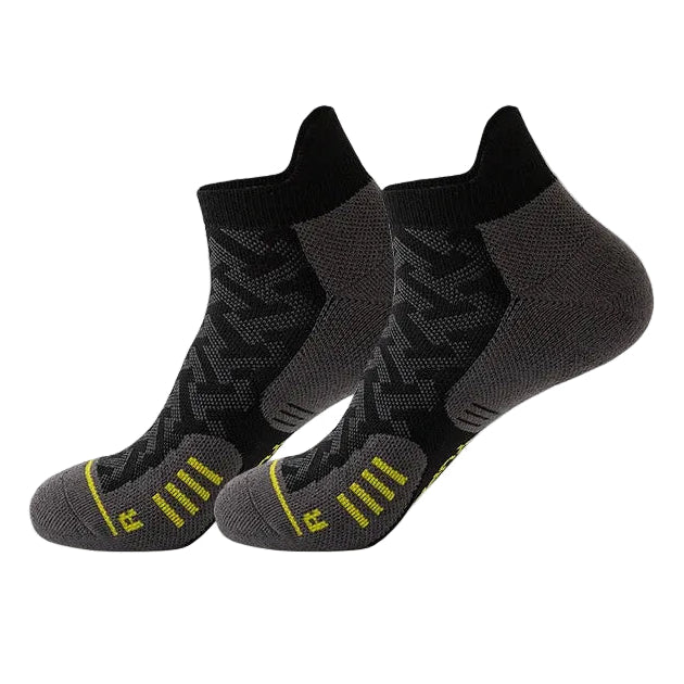 Black 15 to 20 mmHg ankle compression running socks