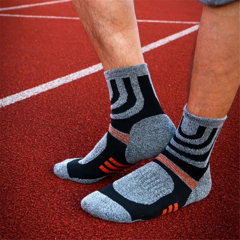 3 PAIRS Anti-Blister Winter Terry Socks – Outdoor Sports Running Cycling Camping Trekking