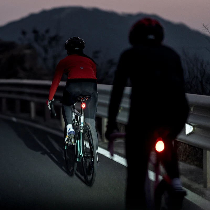 Rechargeable Bike Headlight with 200M Range and Tail Light