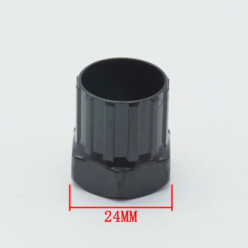 Bicycle freewheel remover tool for cassette and drivetrain servicing