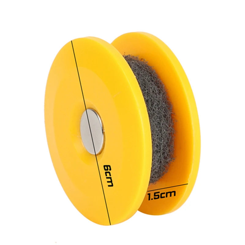 Bike chain lubricator roller tool compact side profile