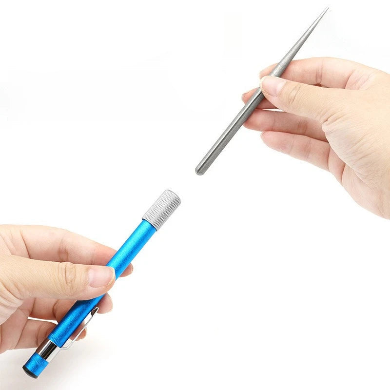 Diamond sharpening pen extending sharpening rod from pen handle