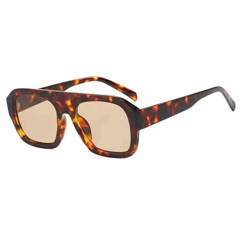 DOHOHDO classic tortoiseshell oversized sunglasses with beige gradient lenses and wide frame