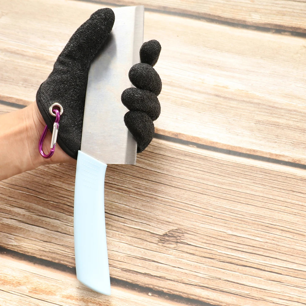 Cut resistant fish handling glove holding sharp knife