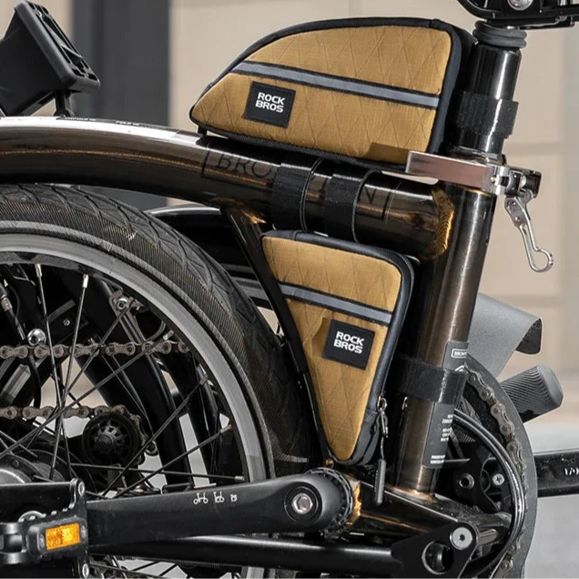 Folding triangle bike tube bag