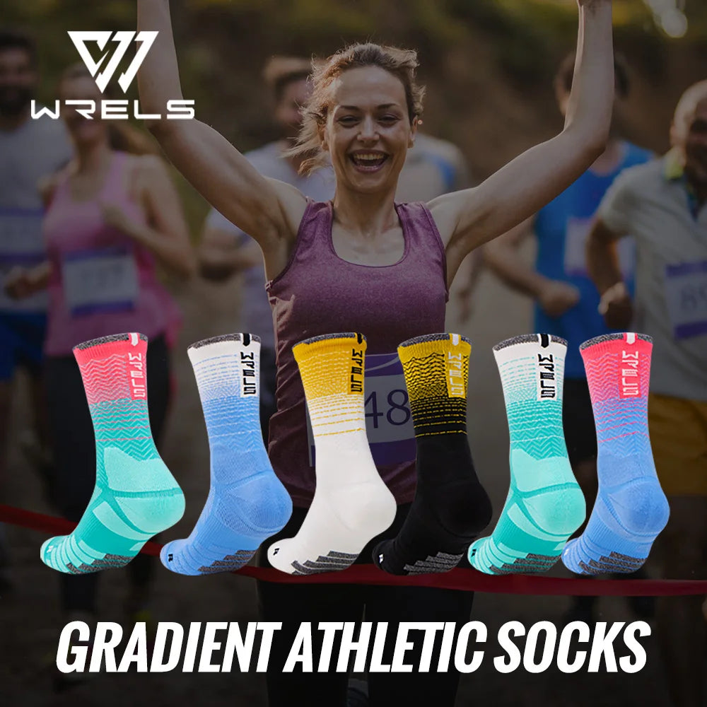 Gradient athletic crew socks in multiple colour options
