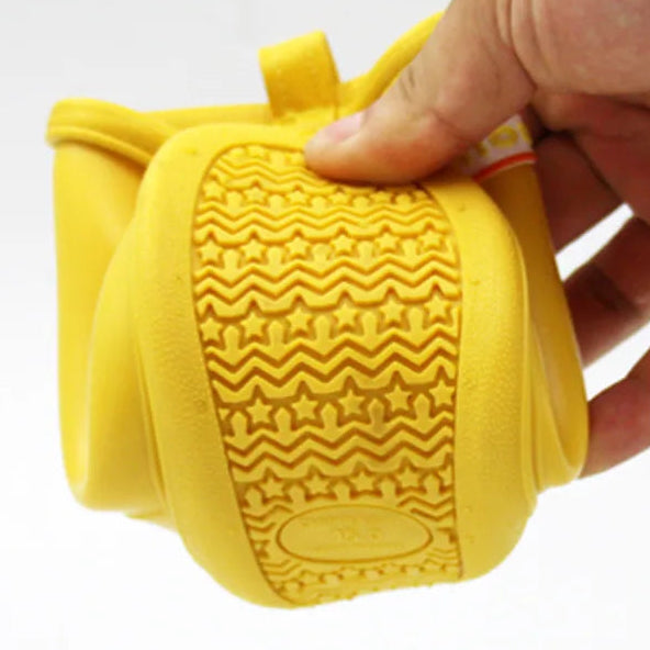 Flexible waterproof upper material detail on kids ankle gumboots